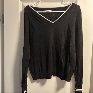 Cute, light sweater!